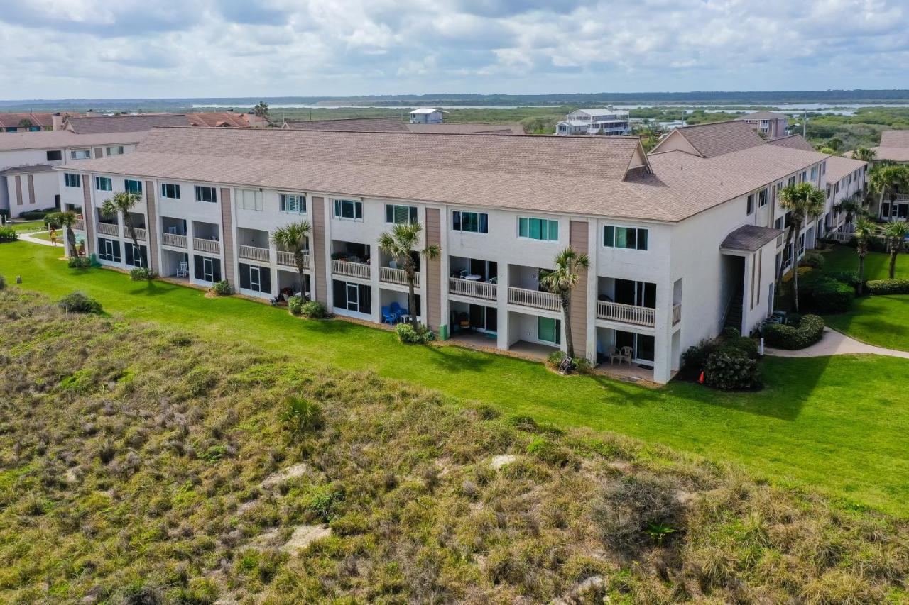 Holiday home Four Winds Oceanfront