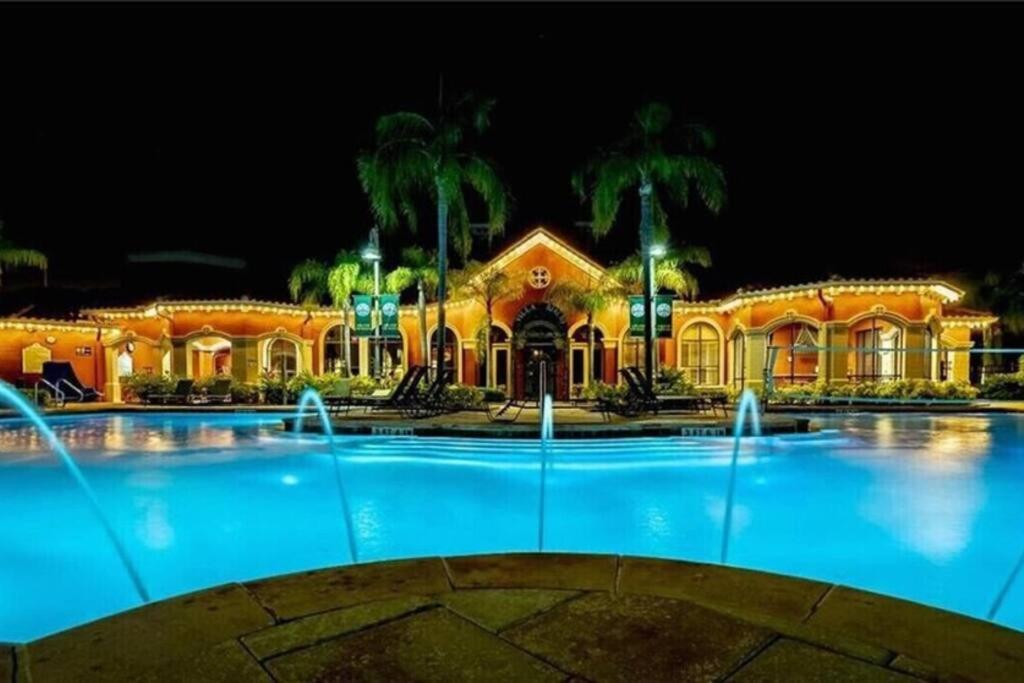 Apartment Luxury 5 Star Italian 2 Bd 2 Bath