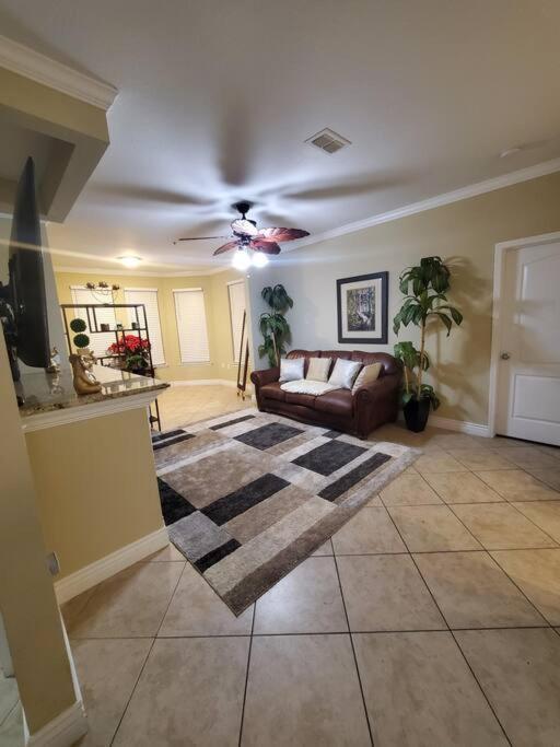Luxury 5 Star Italian 2 Bd 2 Bath Apartment Clearwater