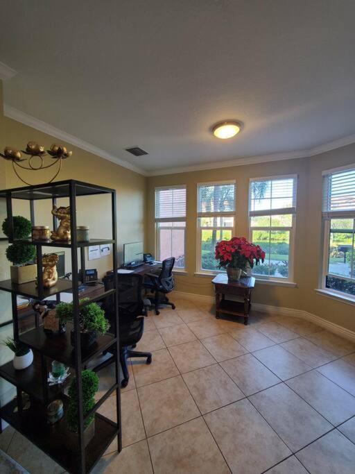 Apartment Luxury 5 Star Italian 2 Bd 2 Bath