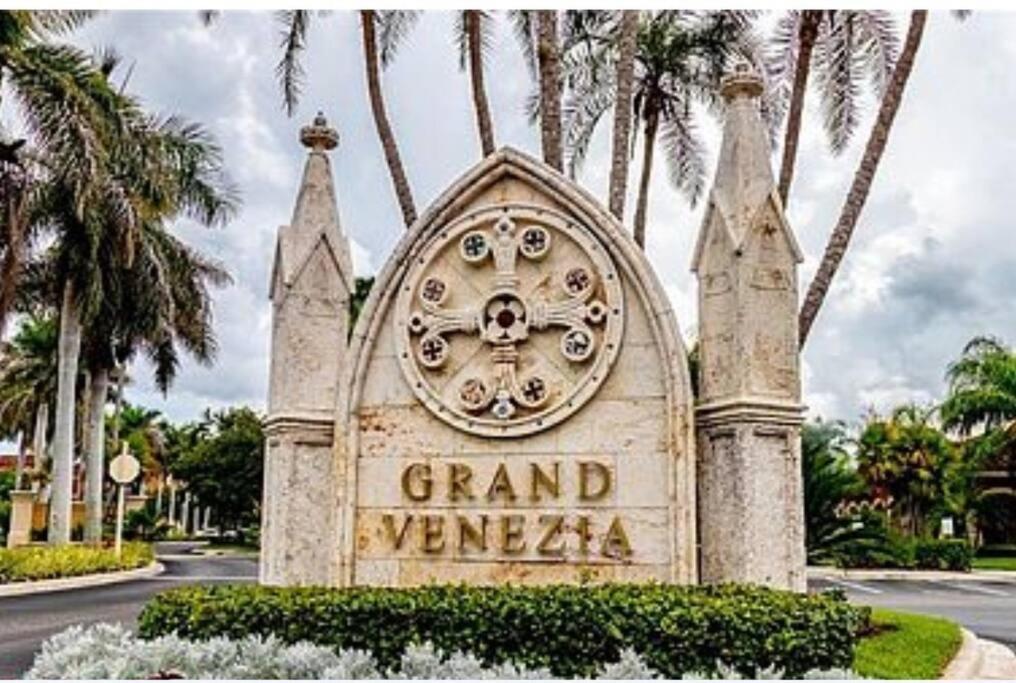 Apartment Luxury 5 Star Italian 2 Bd 2 Bath Clearwater
