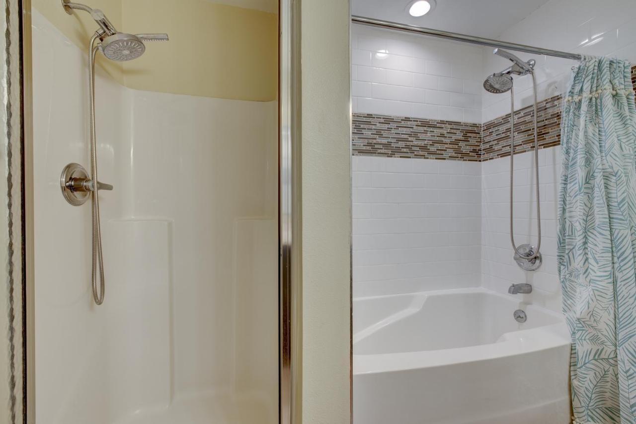 Holiday home Blessings Luxe 30a Townhome 2br 3bath, Walk To Beach, Pool, Hot Tub *