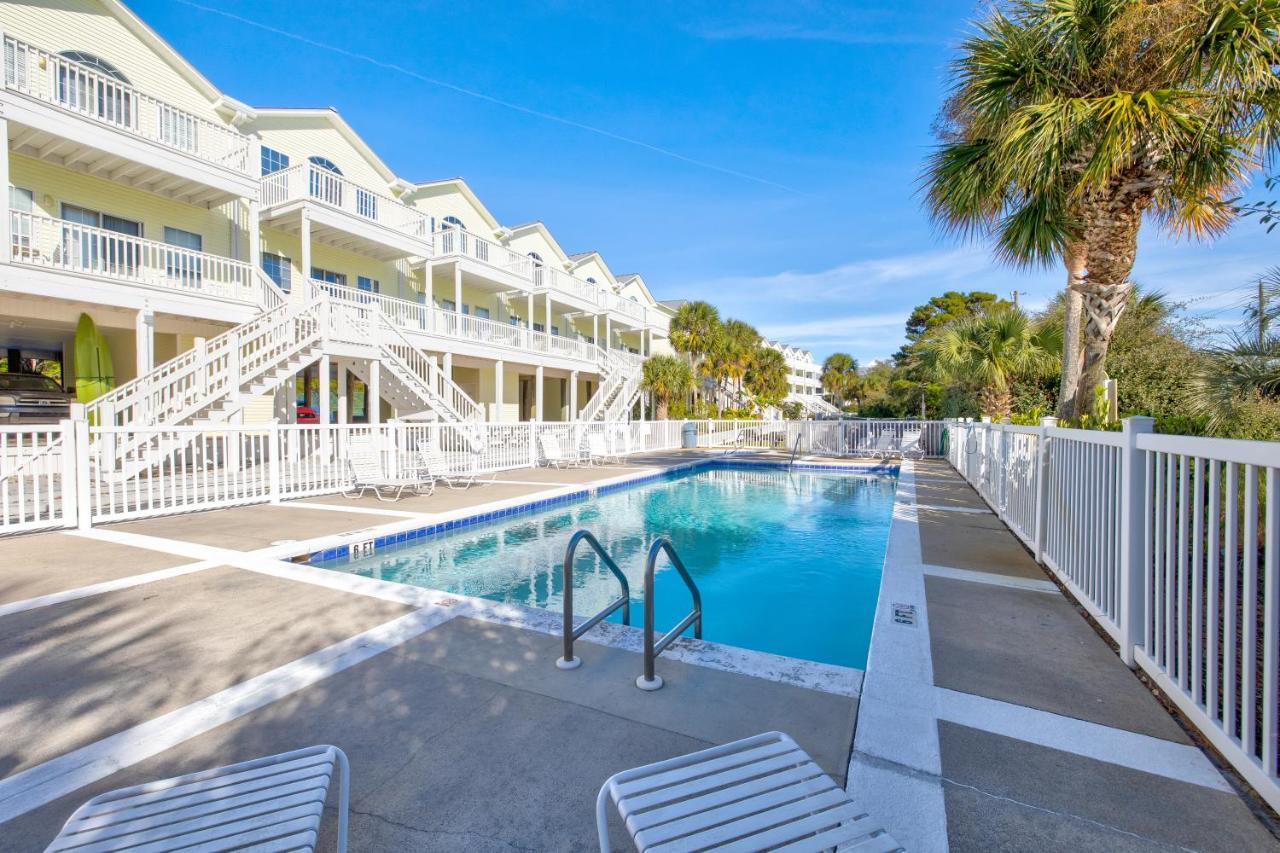Blessings Luxe 30a Townhome 2br 3bath, Walk To Beach, Pool, Hot Tub Holiday home *