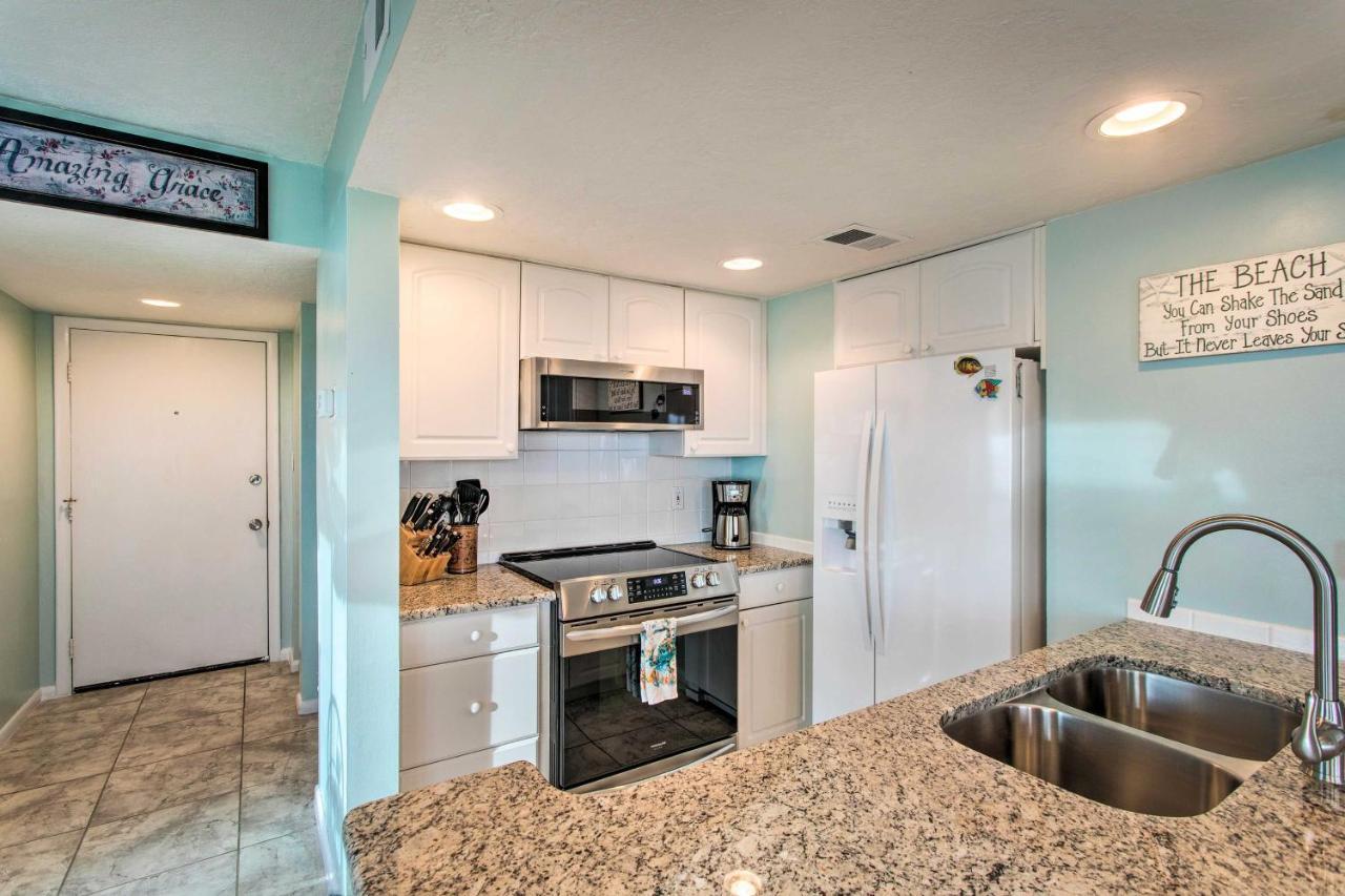 Fernandina With Remarkable Ocean Views! *