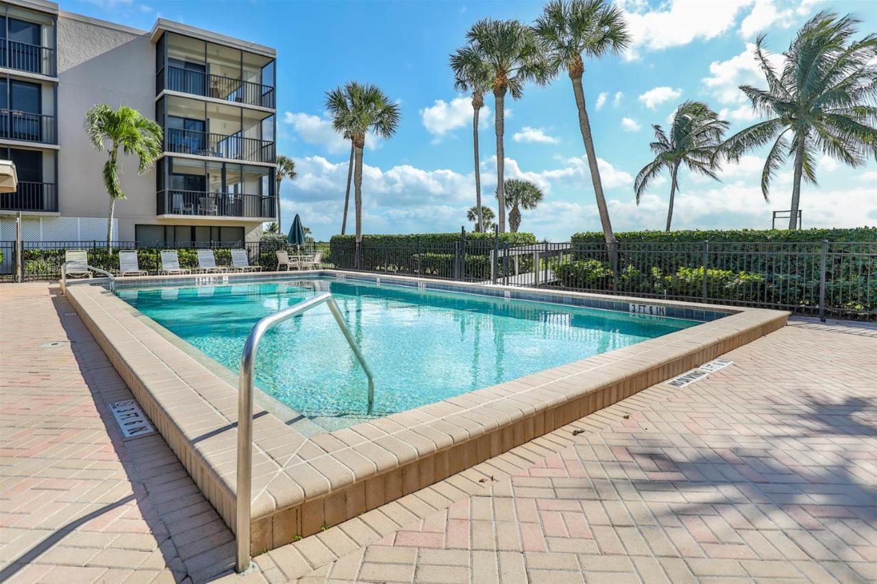 Sundial I201 Apartment