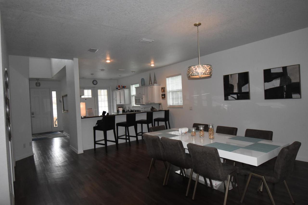 Tradewinds Marina Holiday home