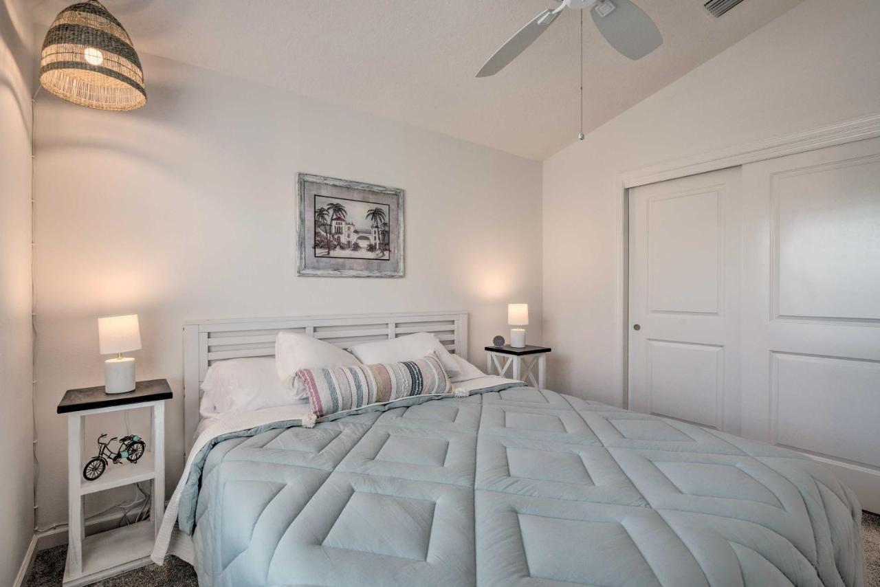 With Community Amenities! * The Villages