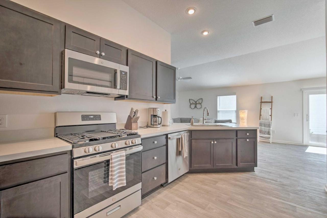 Villa With Community Amenities! *