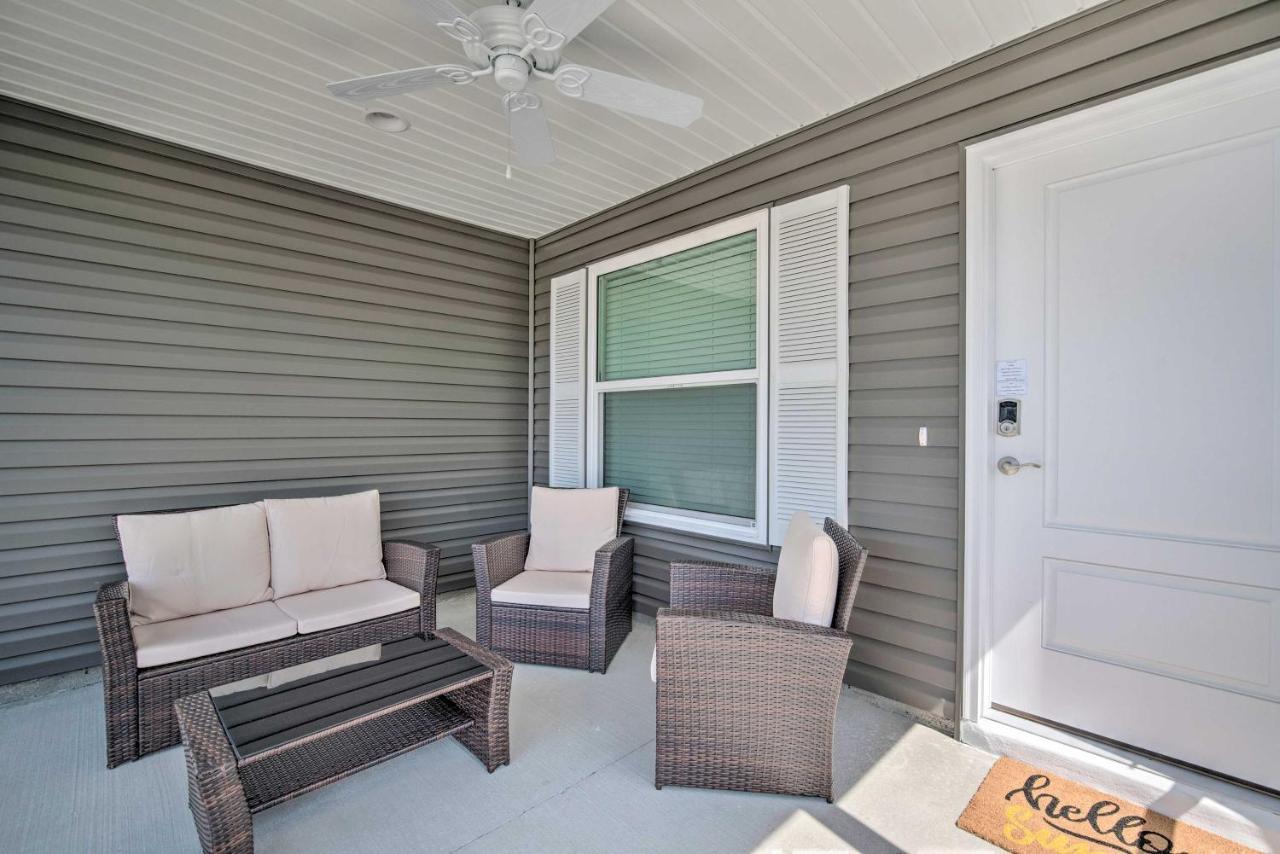 With Community Amenities! * The Villages