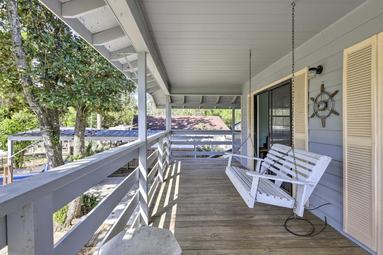 Tailing Tides Getaway With Covered Boat Parking! * Steinhatchee