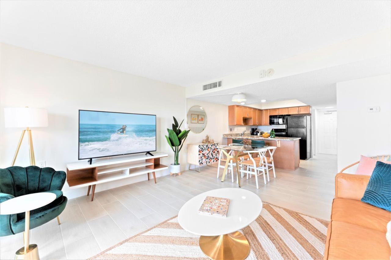 Paradise Club - Ground Floor & Satellite Beach