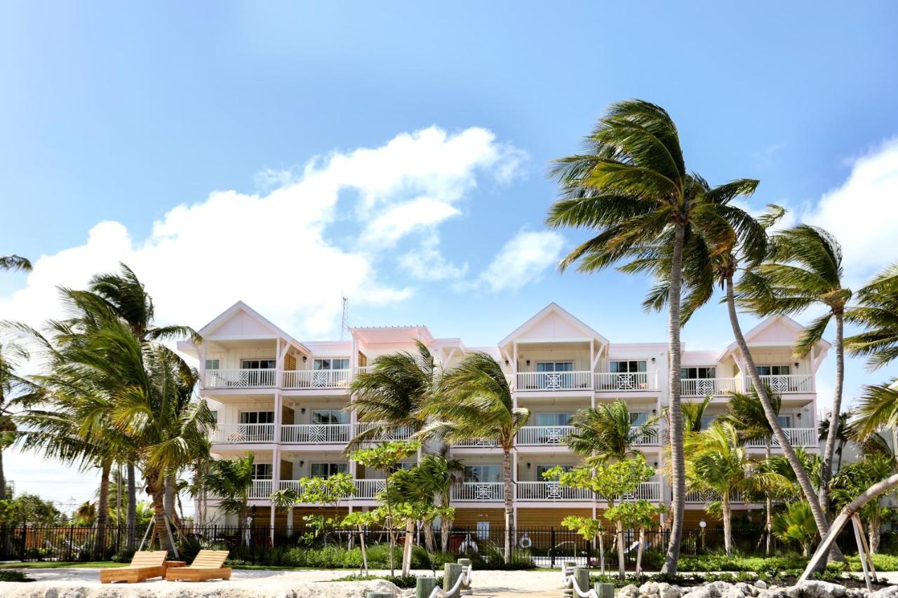 Hotel Grassy Flats & Club 3*