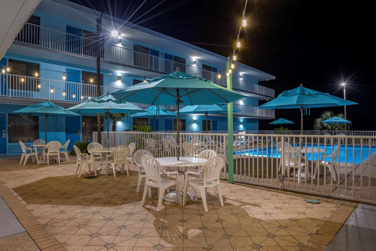 Western Waterfront Navarre