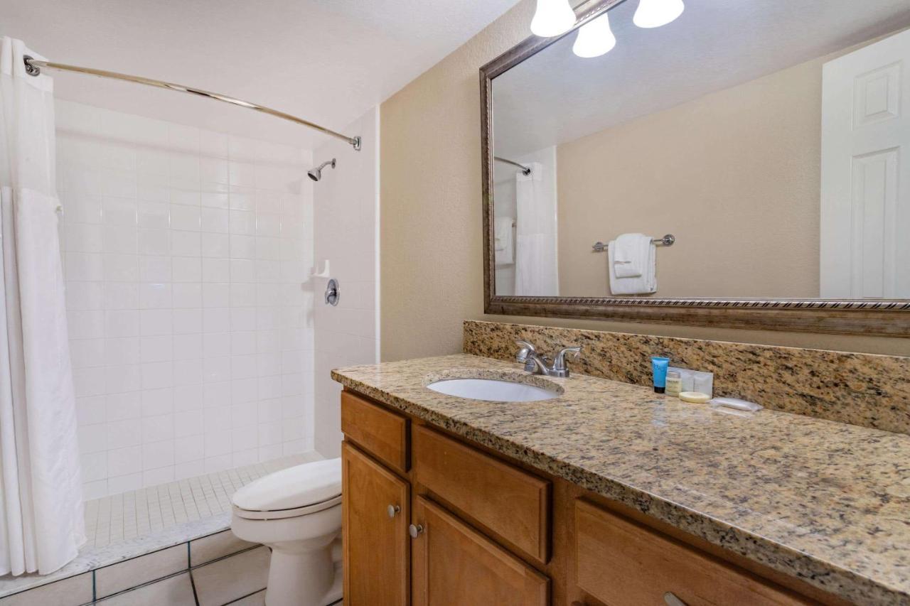 Vacation 2, A Ramada By Wyndham 3*