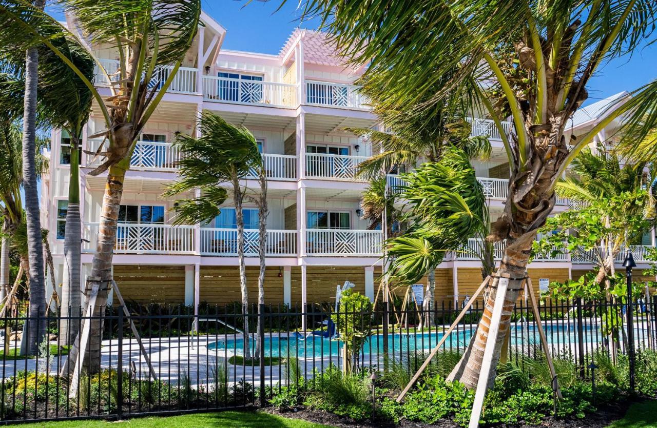 Hotel Grassy Flats & Club Marathon