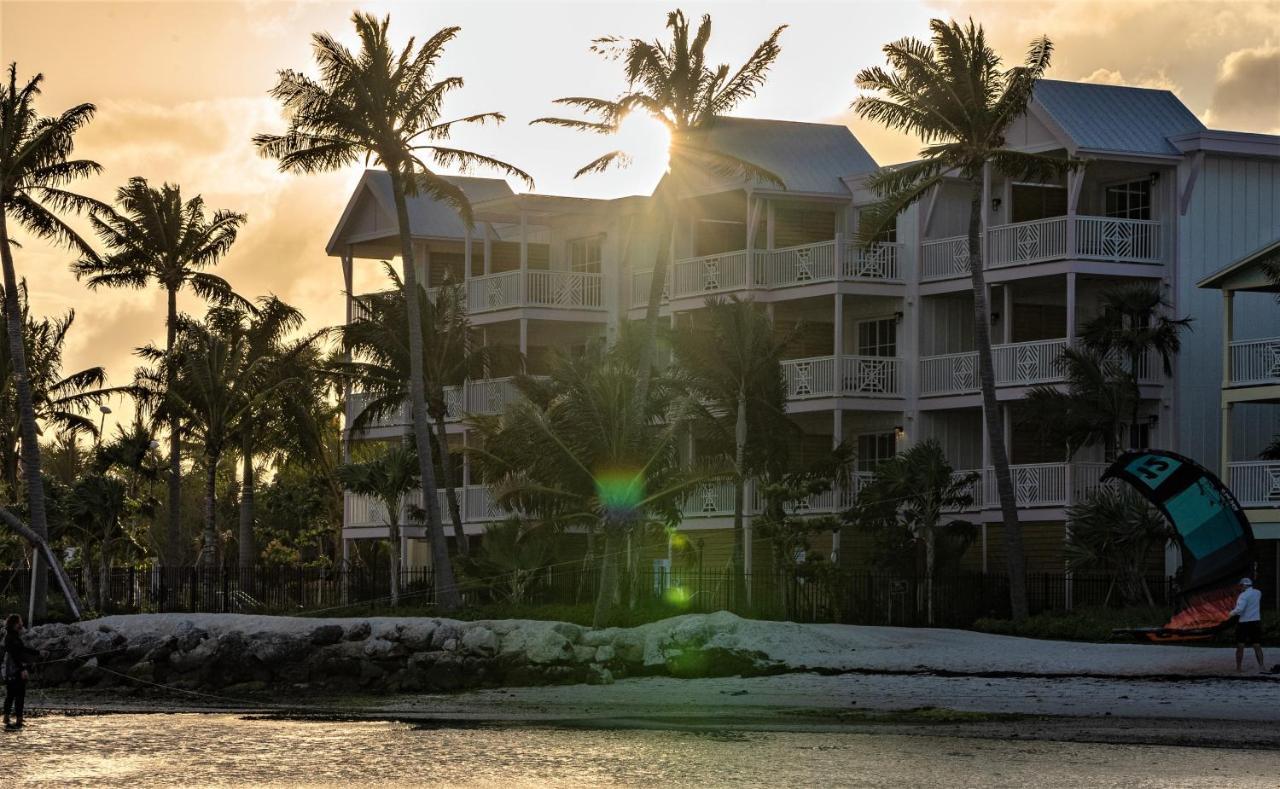 Hotel Grassy Flats & Club