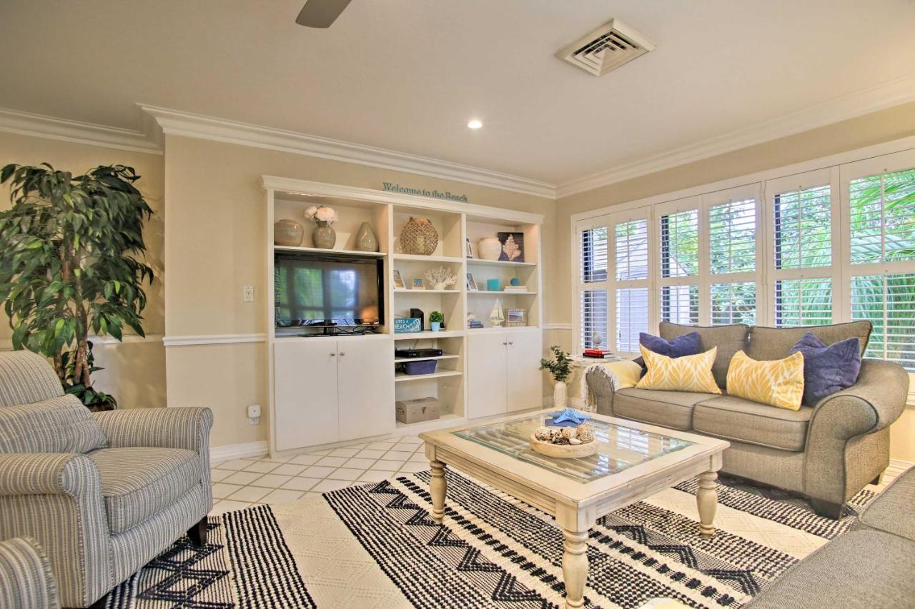 Updated And Private Oakland Park Gem About 2 Mi To Holiday home *