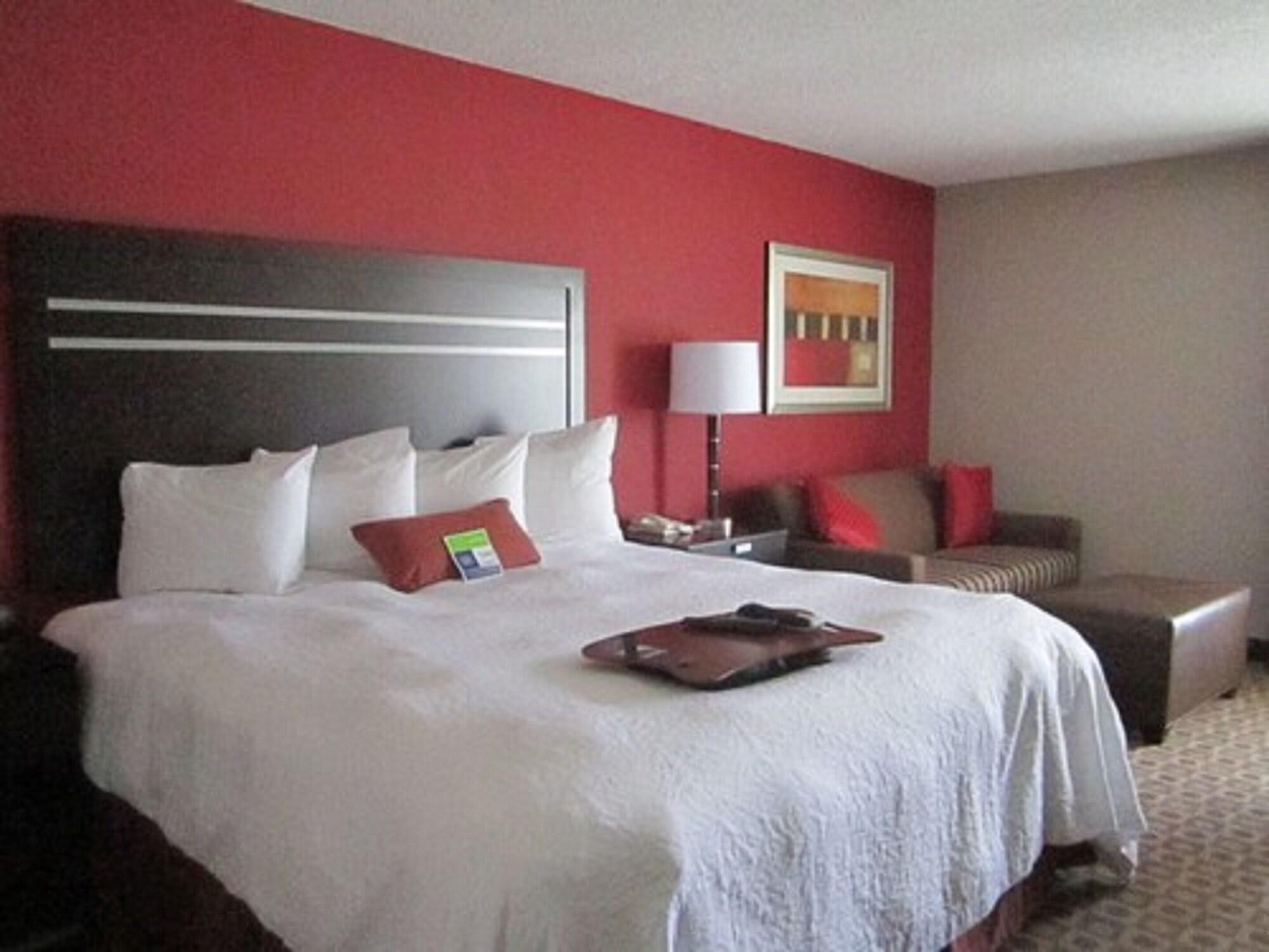 Hampton Myers-airport & I-75 Hotel