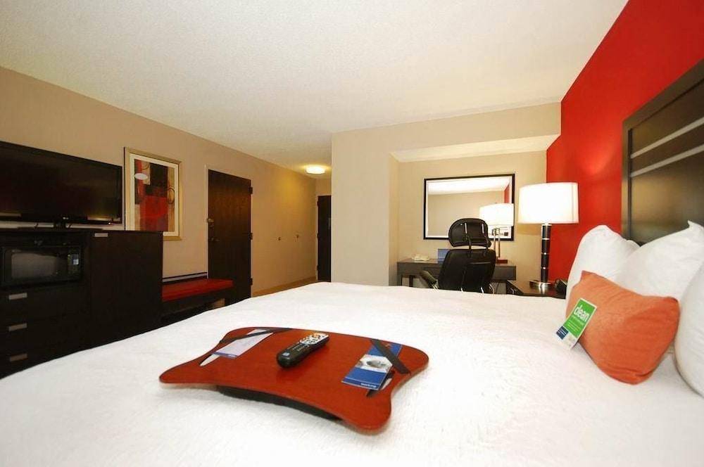 Hampton Myers-airport & I-75 Hotel