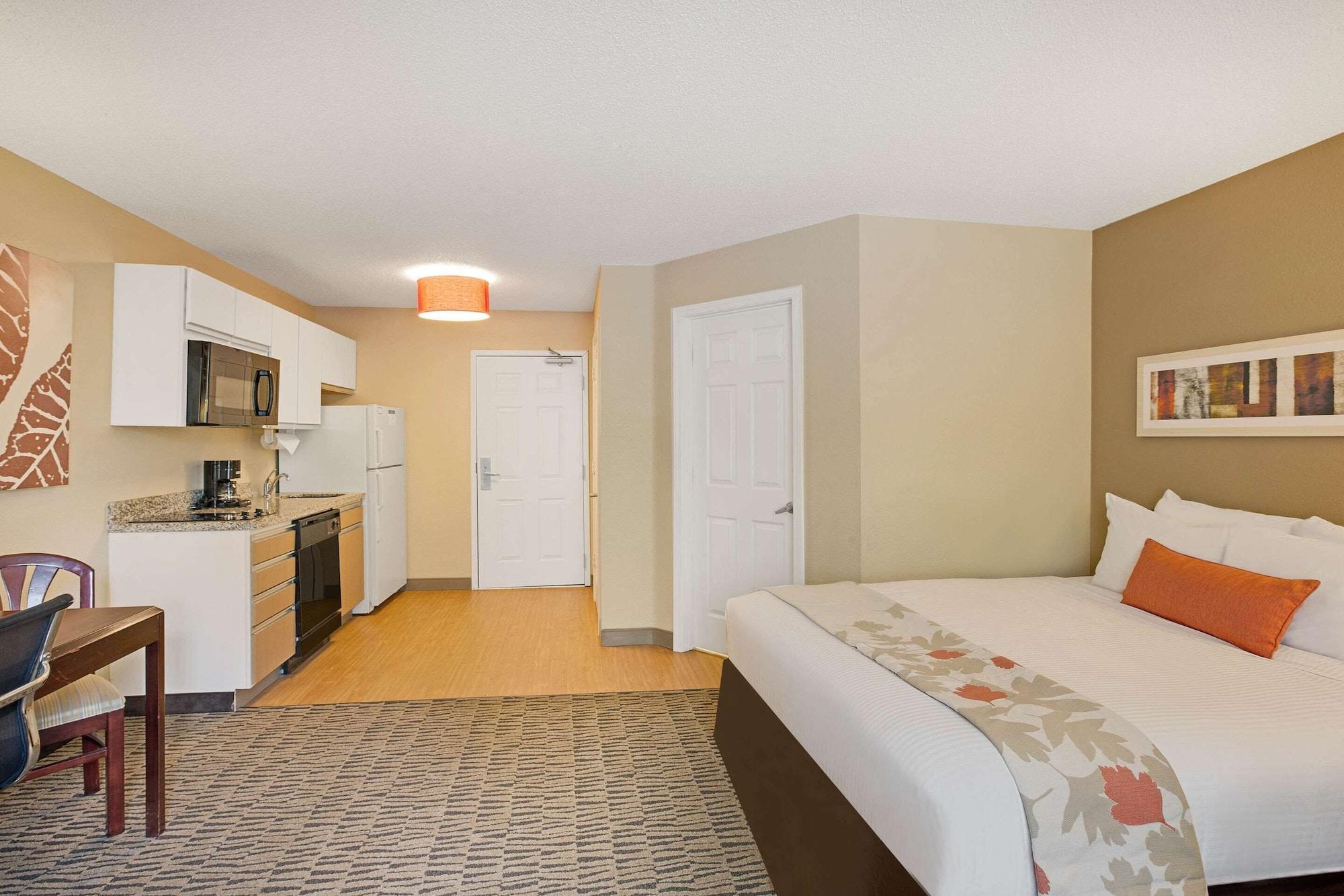 Mainstay Orlando Hotel