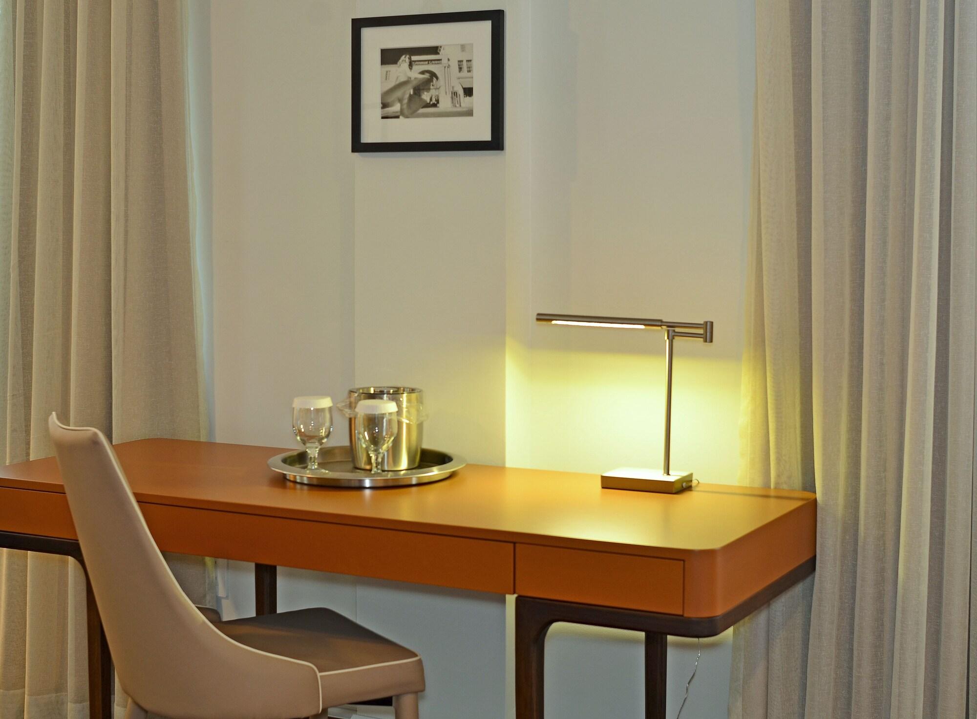 St. Michel Hotel 3*