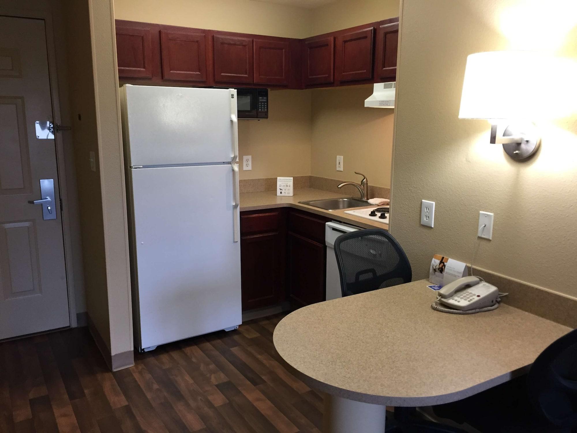Extended America Select - Orlando - Maitland - Summit Tower Blvd Altamonte Springs