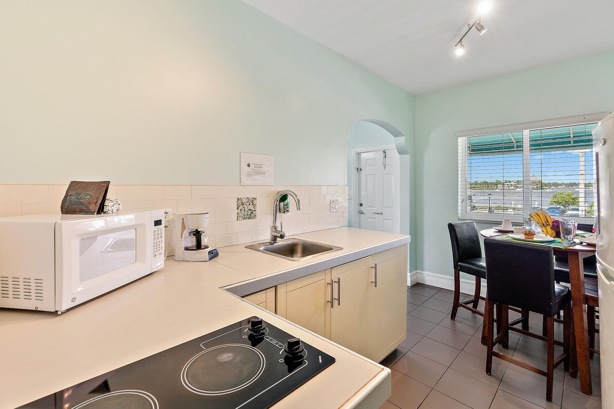 Beachside Boutique Hotel