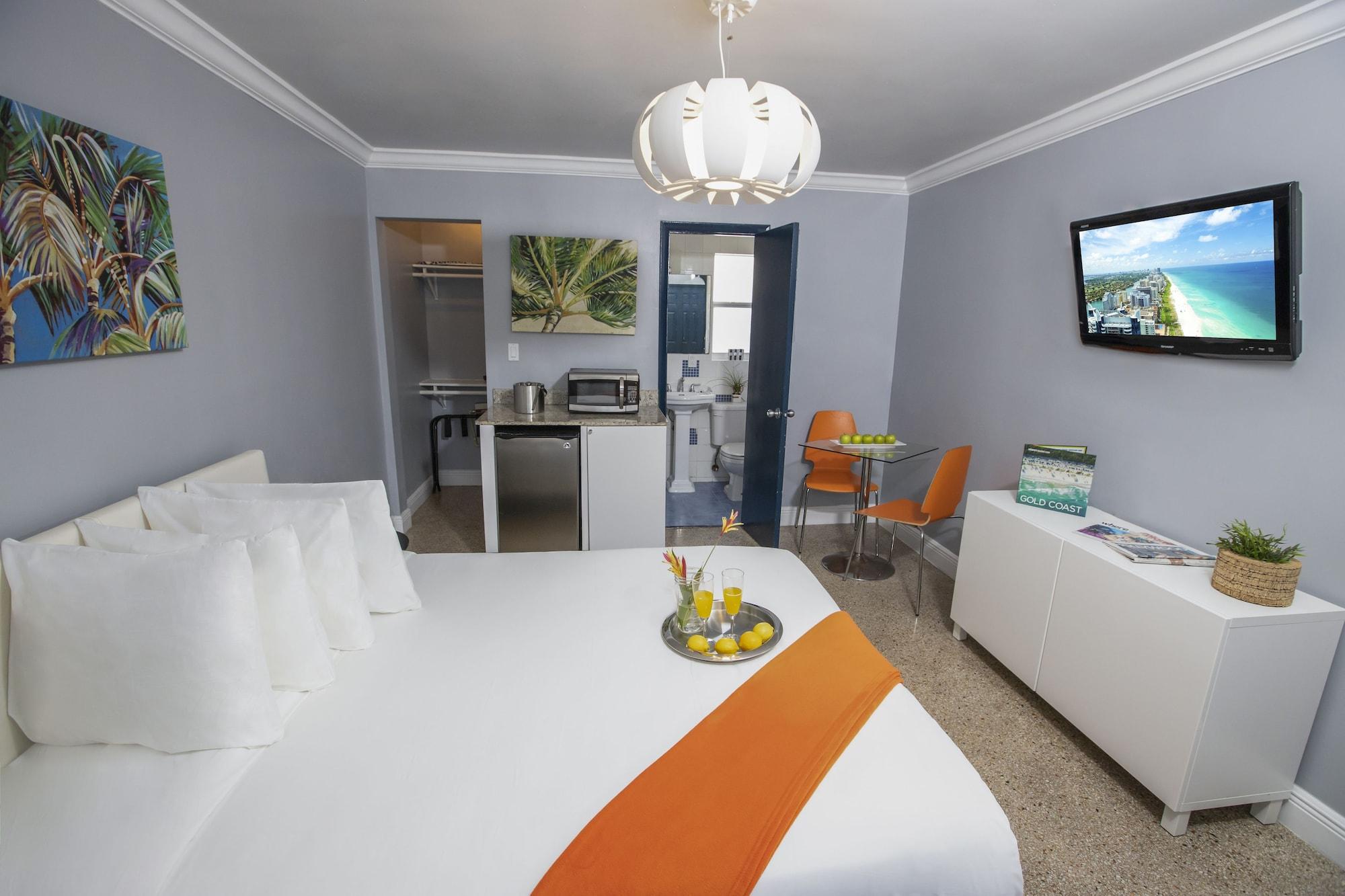 Hotel And 3*