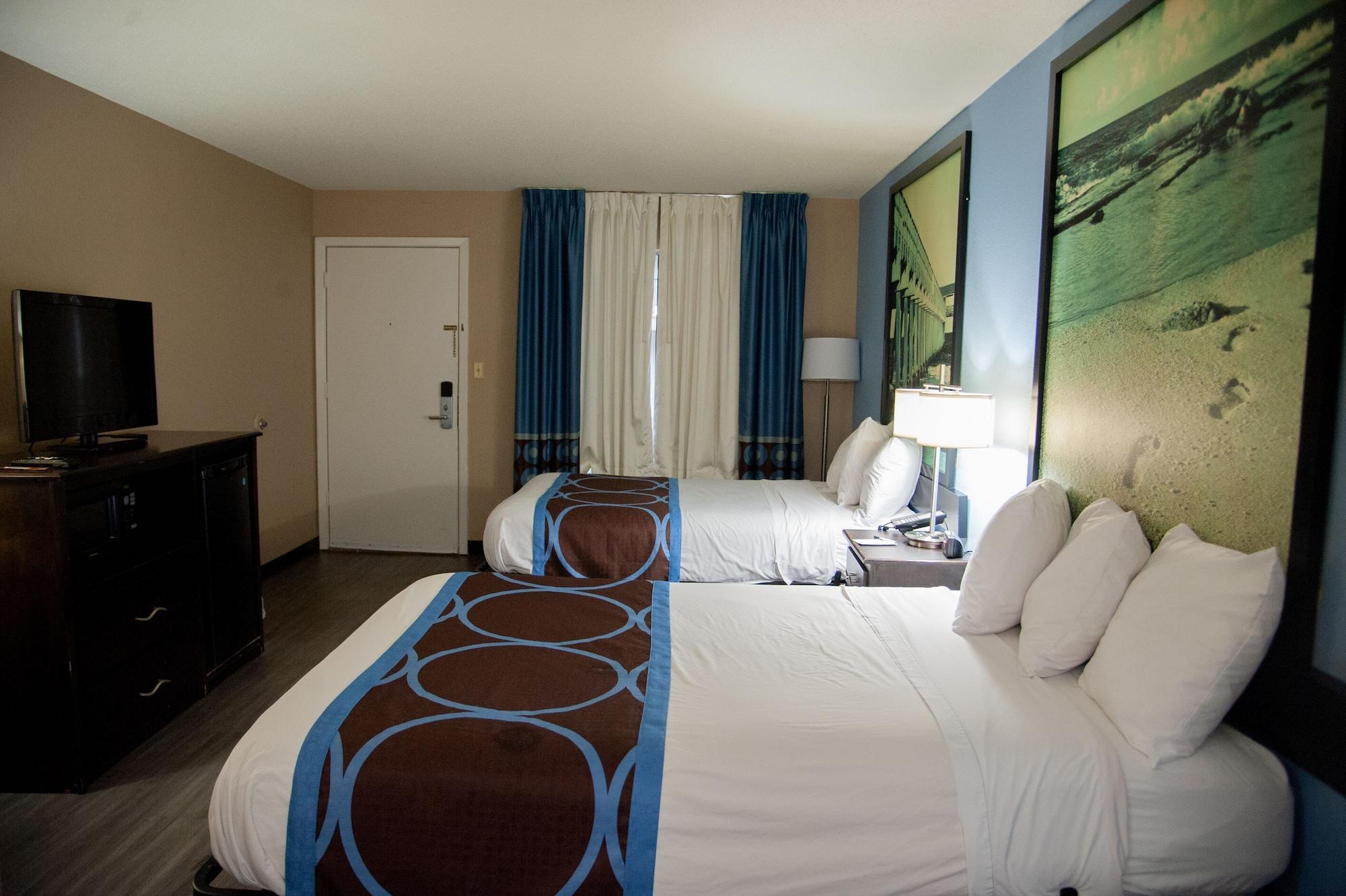 Opulent Oasis Hotel 2*