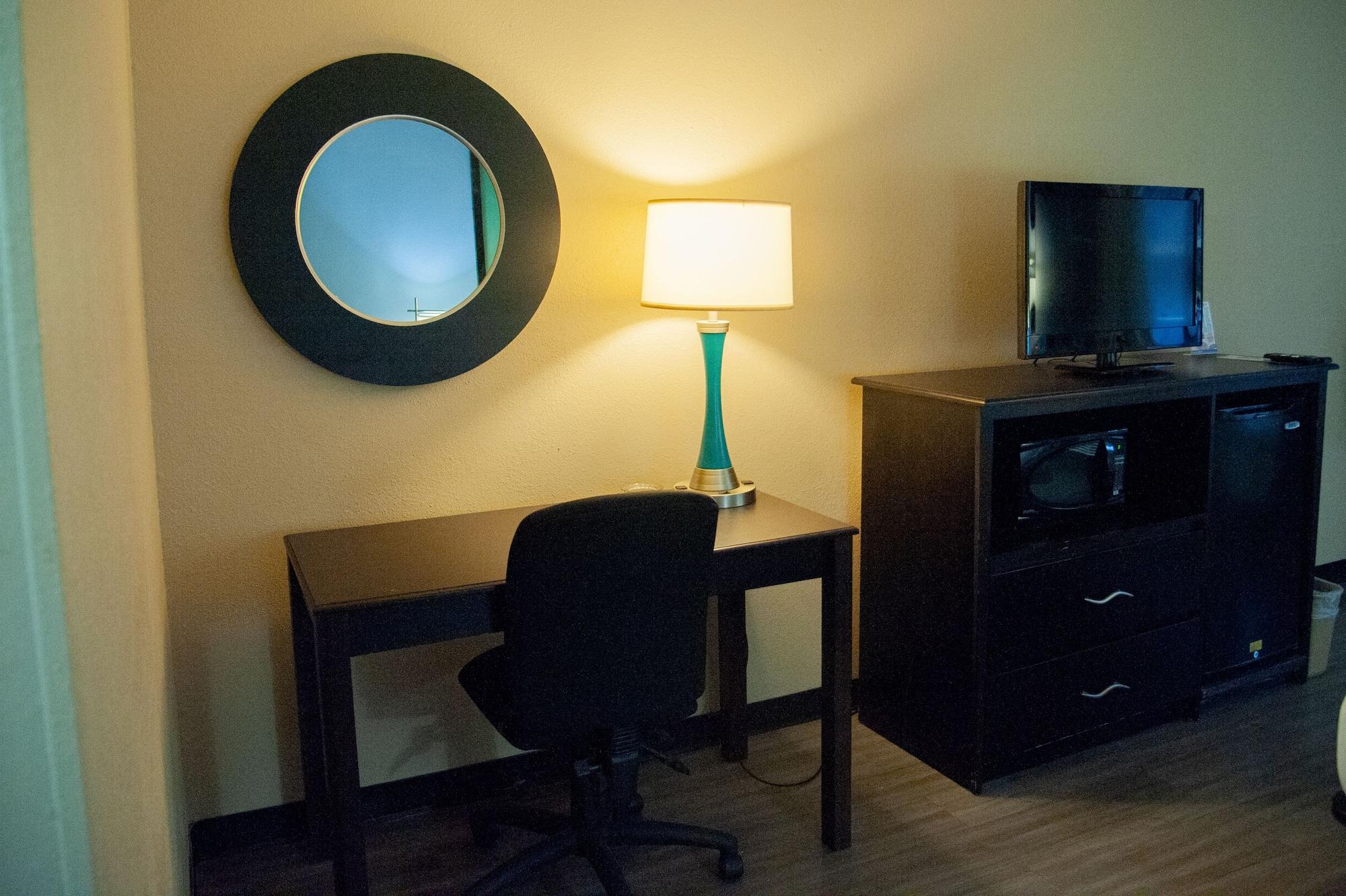 Hotel Opulent Oasis 2*