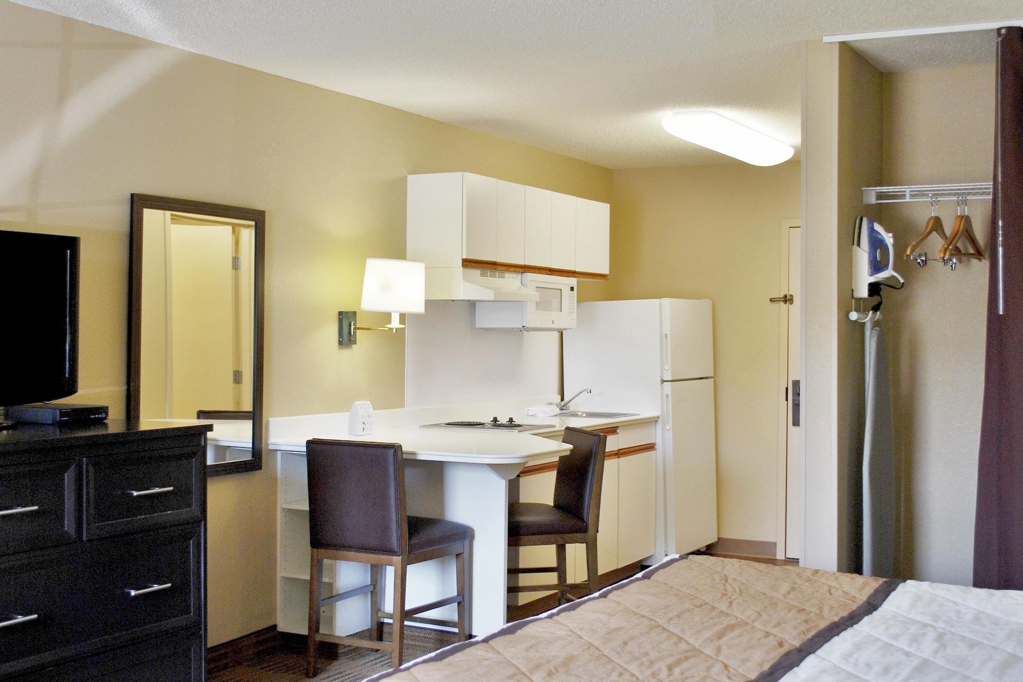 Extended America Select - Orlando - Southpark - Equity Row Hotel