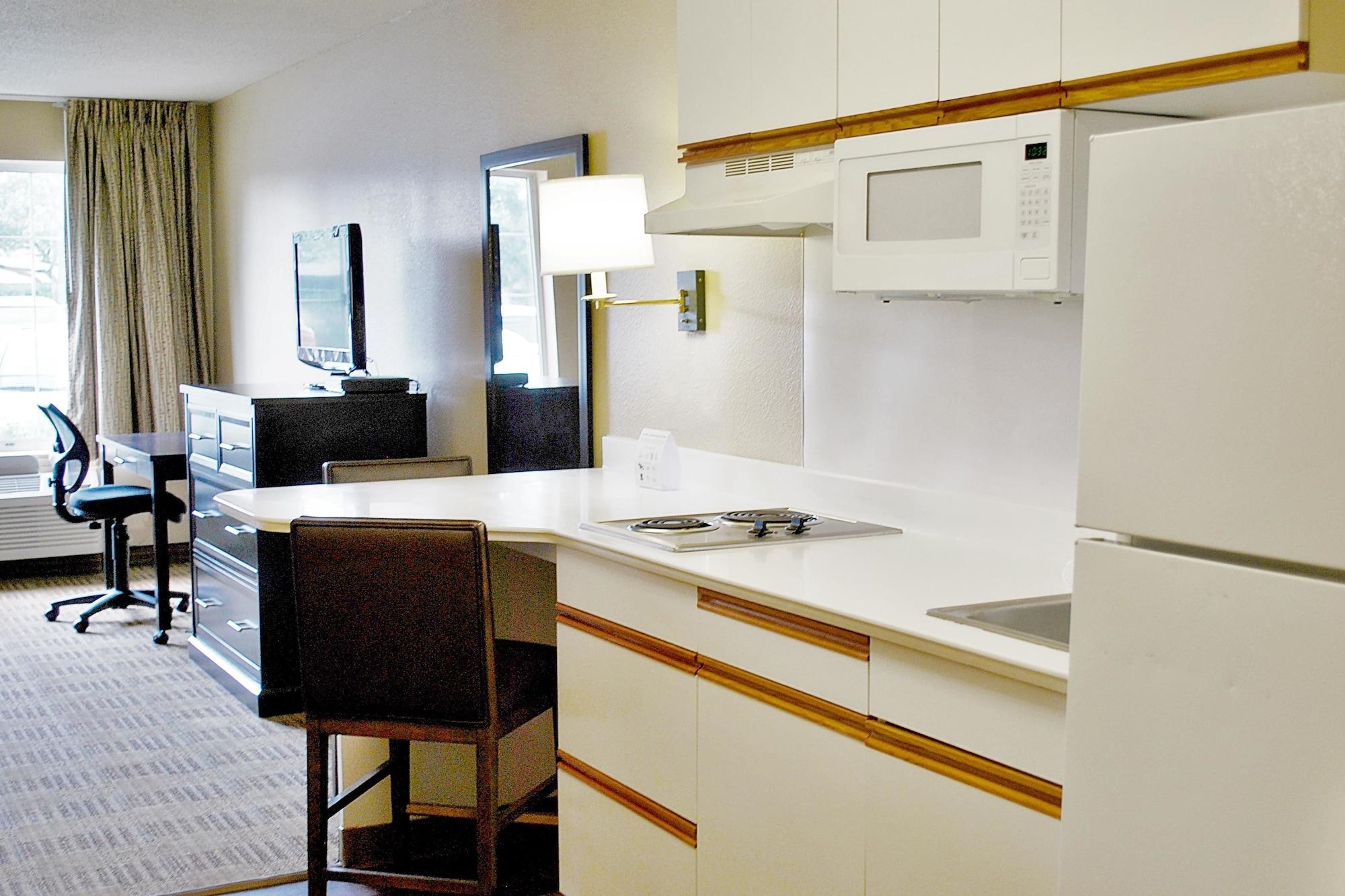Extended America Select - Orlando - Southpark - Equity Row Oak Ridge