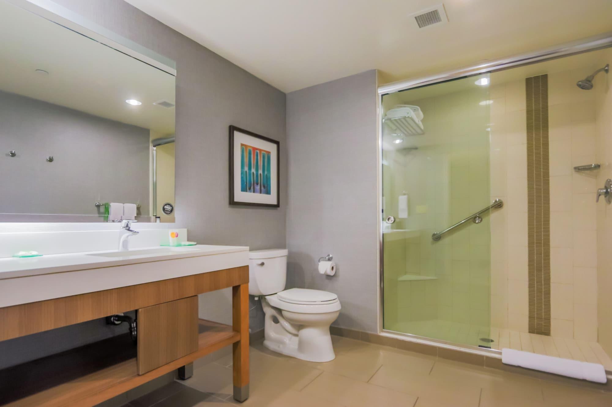 Hyatt Place Airport Hotel 3*