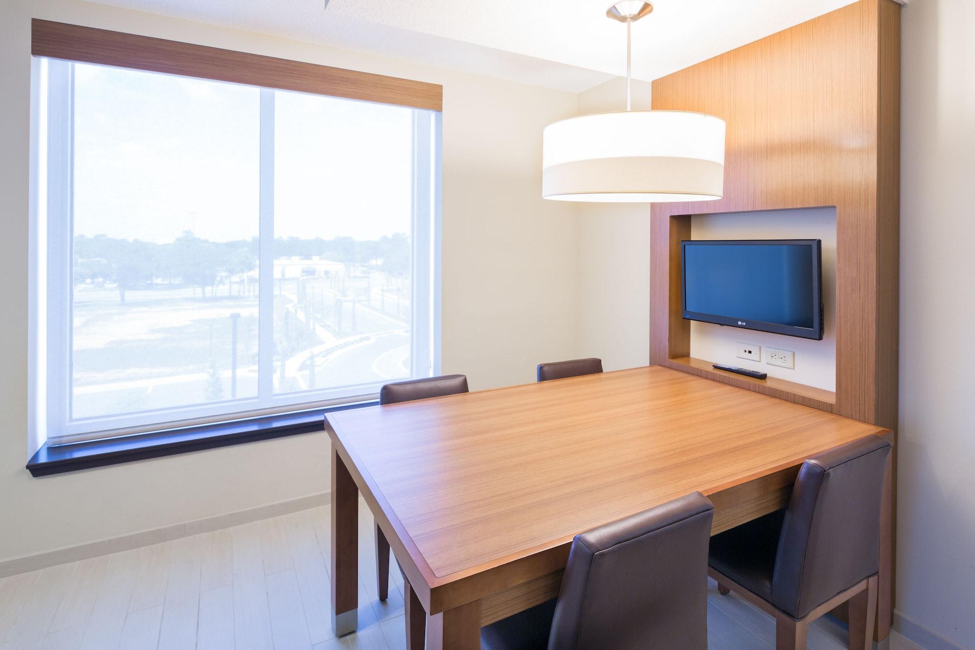 Hotel Hyatt Place Airport Pensacola