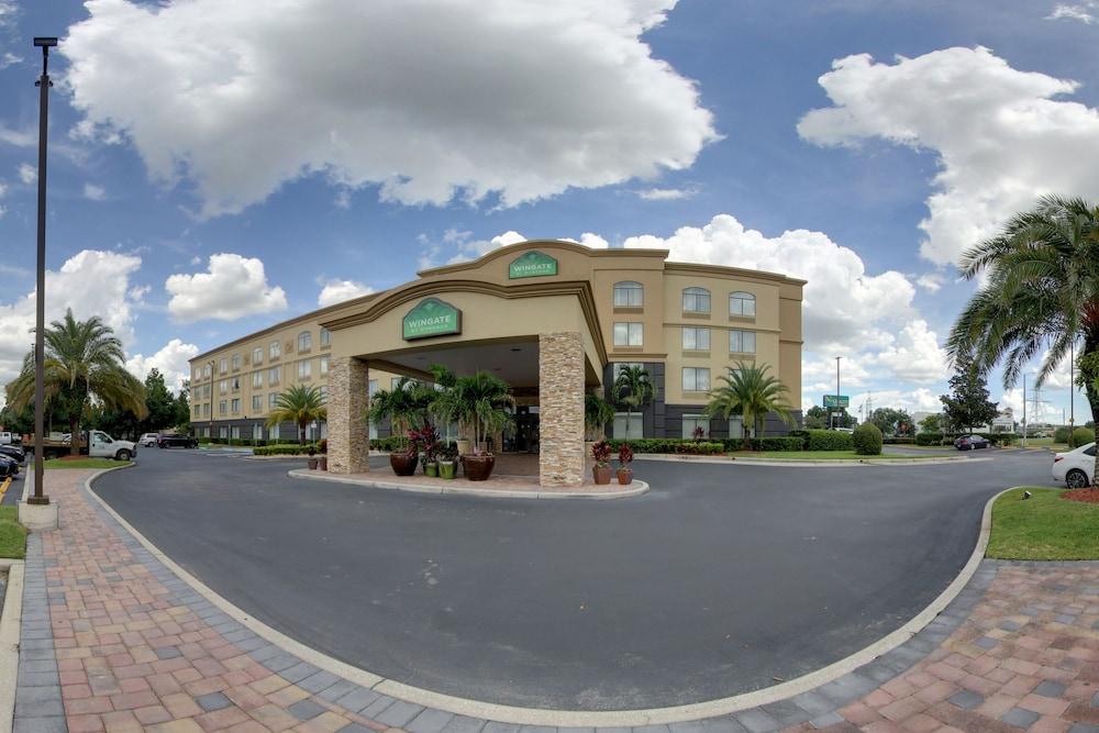 Wingate By Wyndham, Universal - Free Theme Park Shuttle