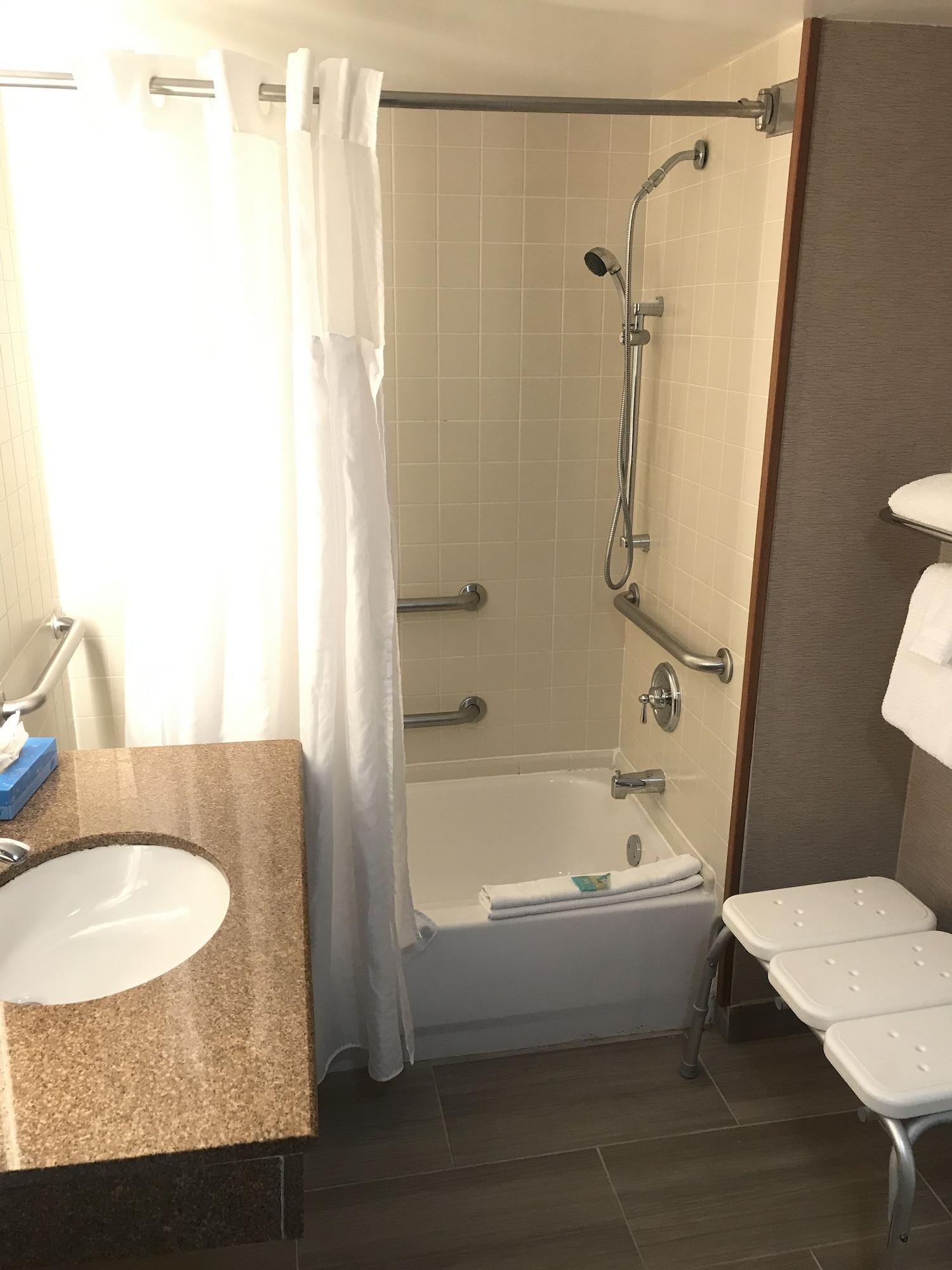 Hotel Wingate By Wyndham, Universal - Free Theme Park Shuttle