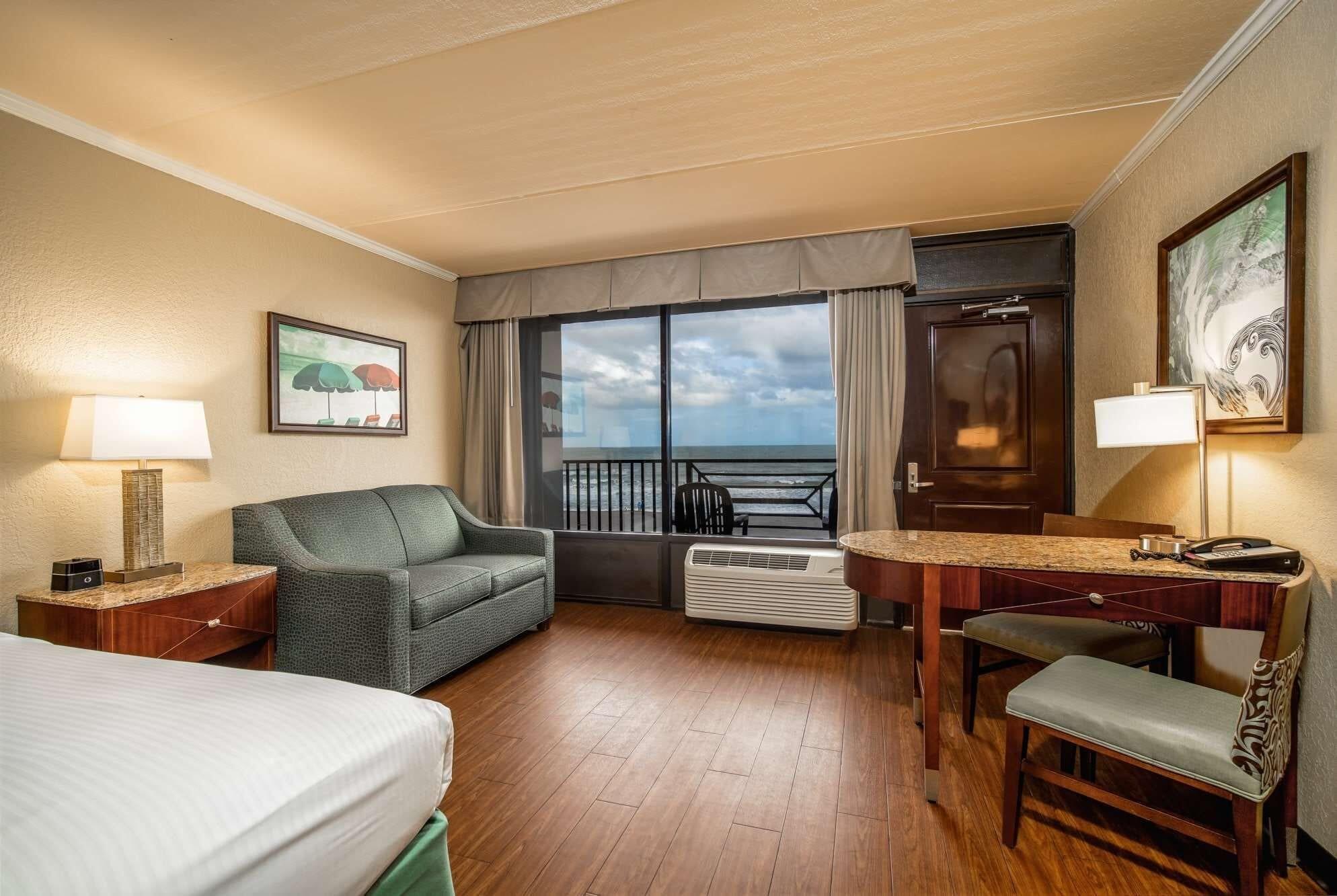 La Quinta By Wyndham Cocoa Oceanfront 3*
