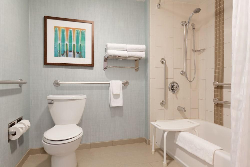 Hyatt Place Coconut Point 3* Estero