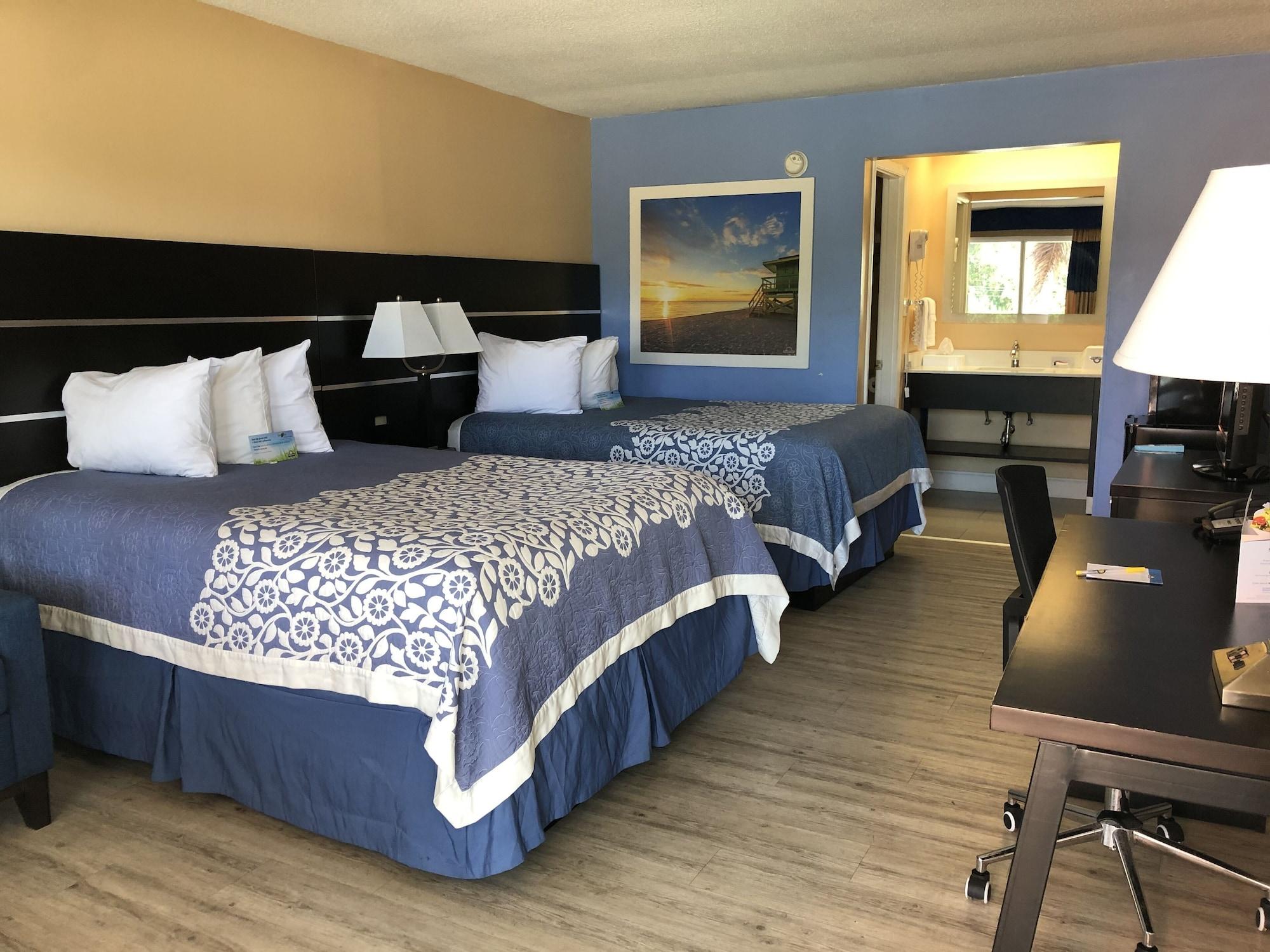 Days By Wyndham Myers Springs Hotel 2*
