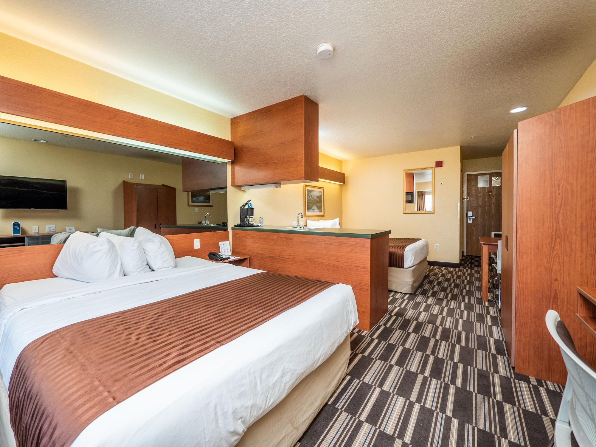 Microtel And Ocala