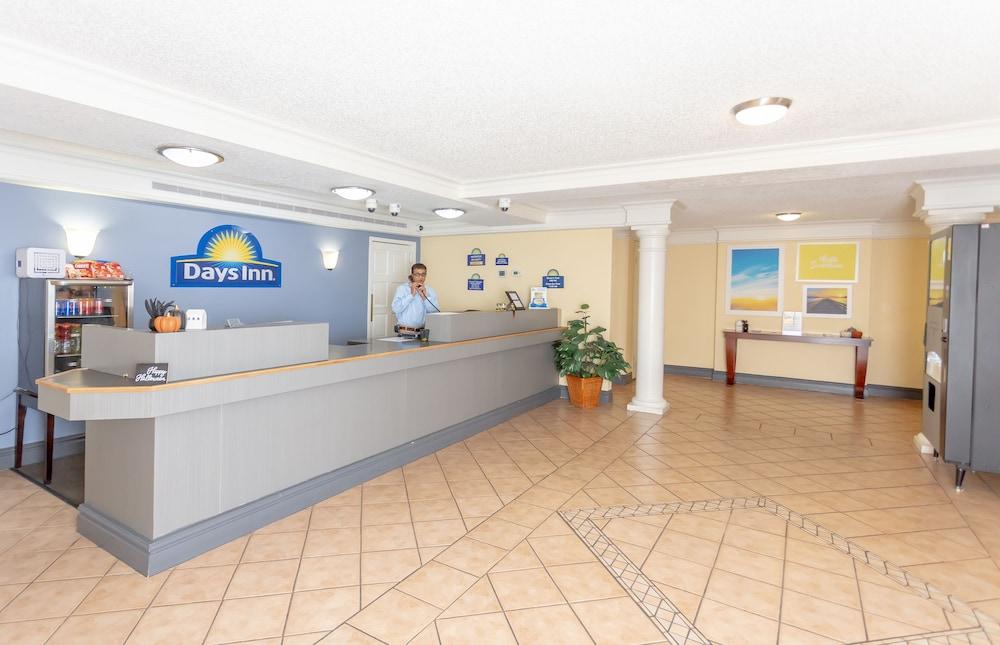 Days By Wyndham Baymeadows Motel