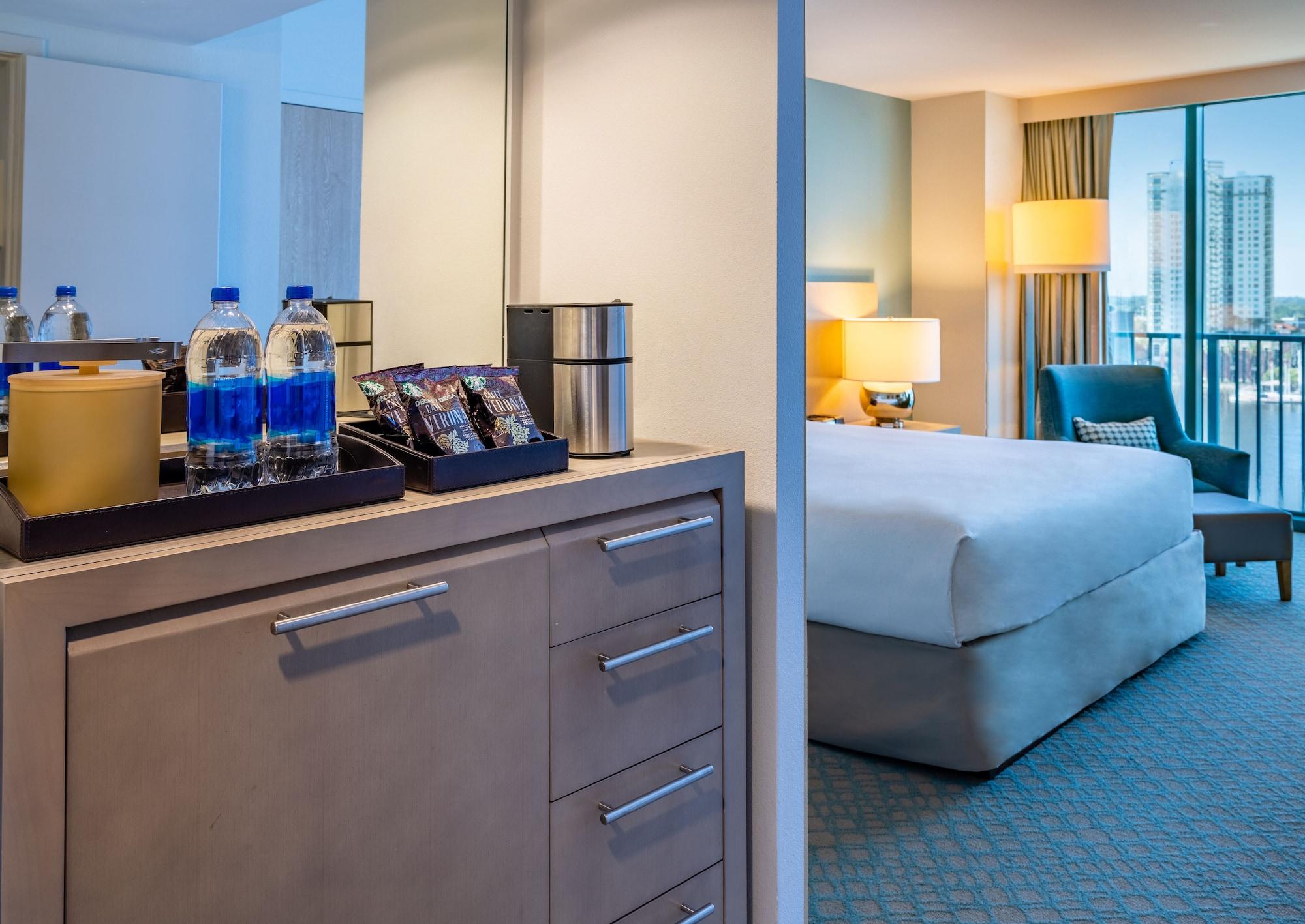 Hyatt Regency Riverfront