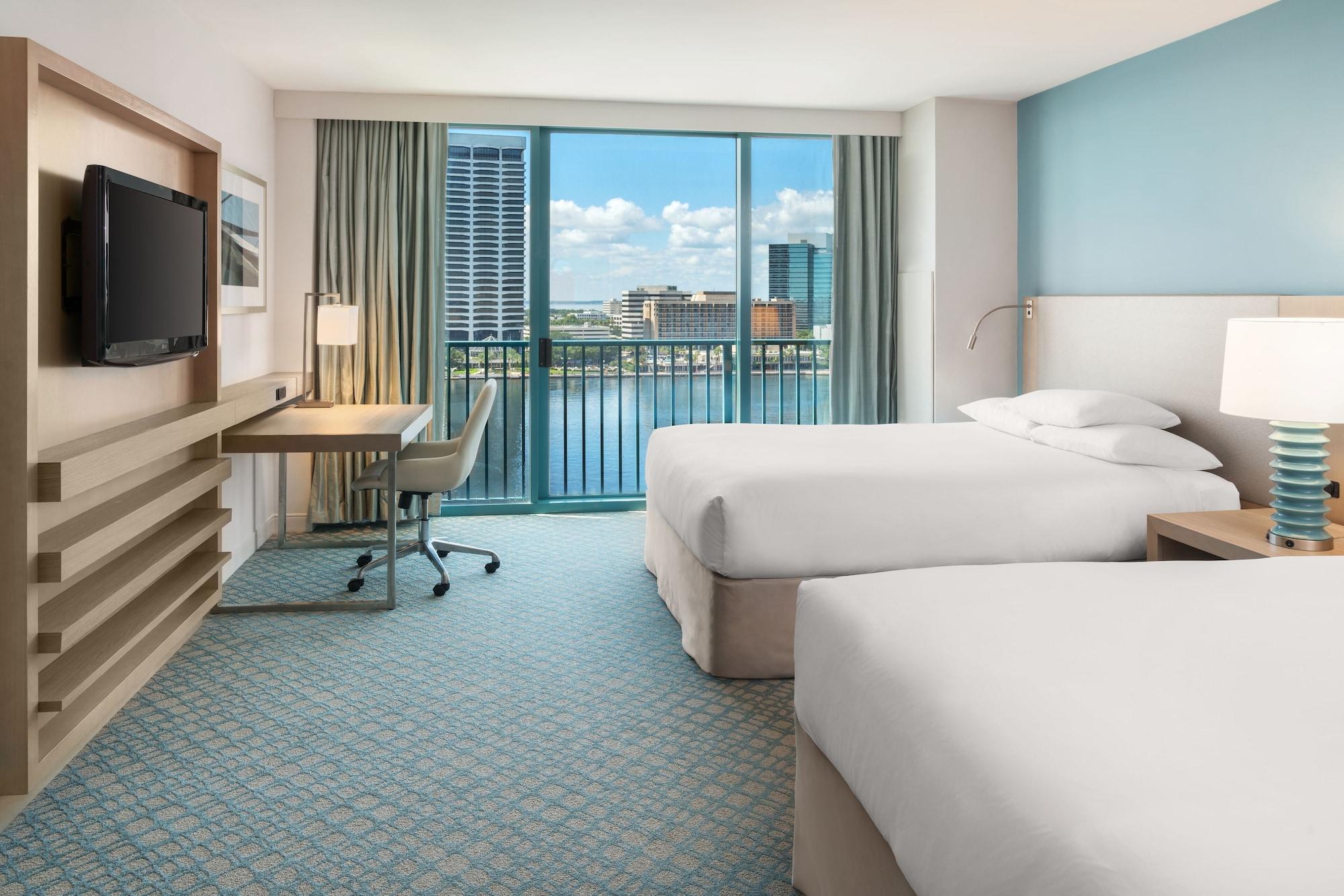 Hotel Hyatt Regency Riverfront 3*