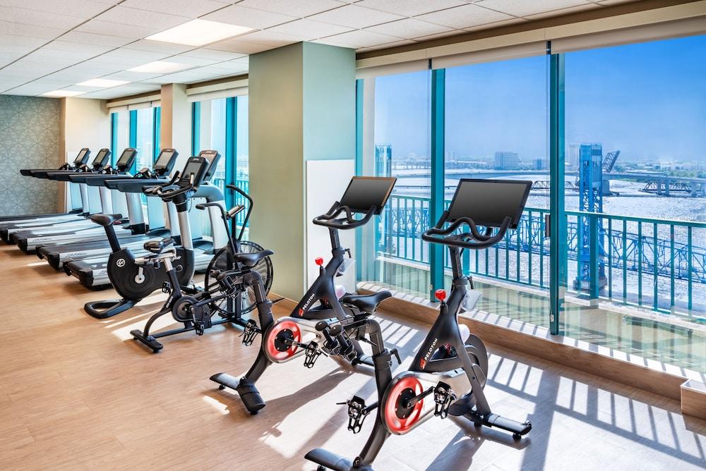 Hyatt Regency Riverfront 3*