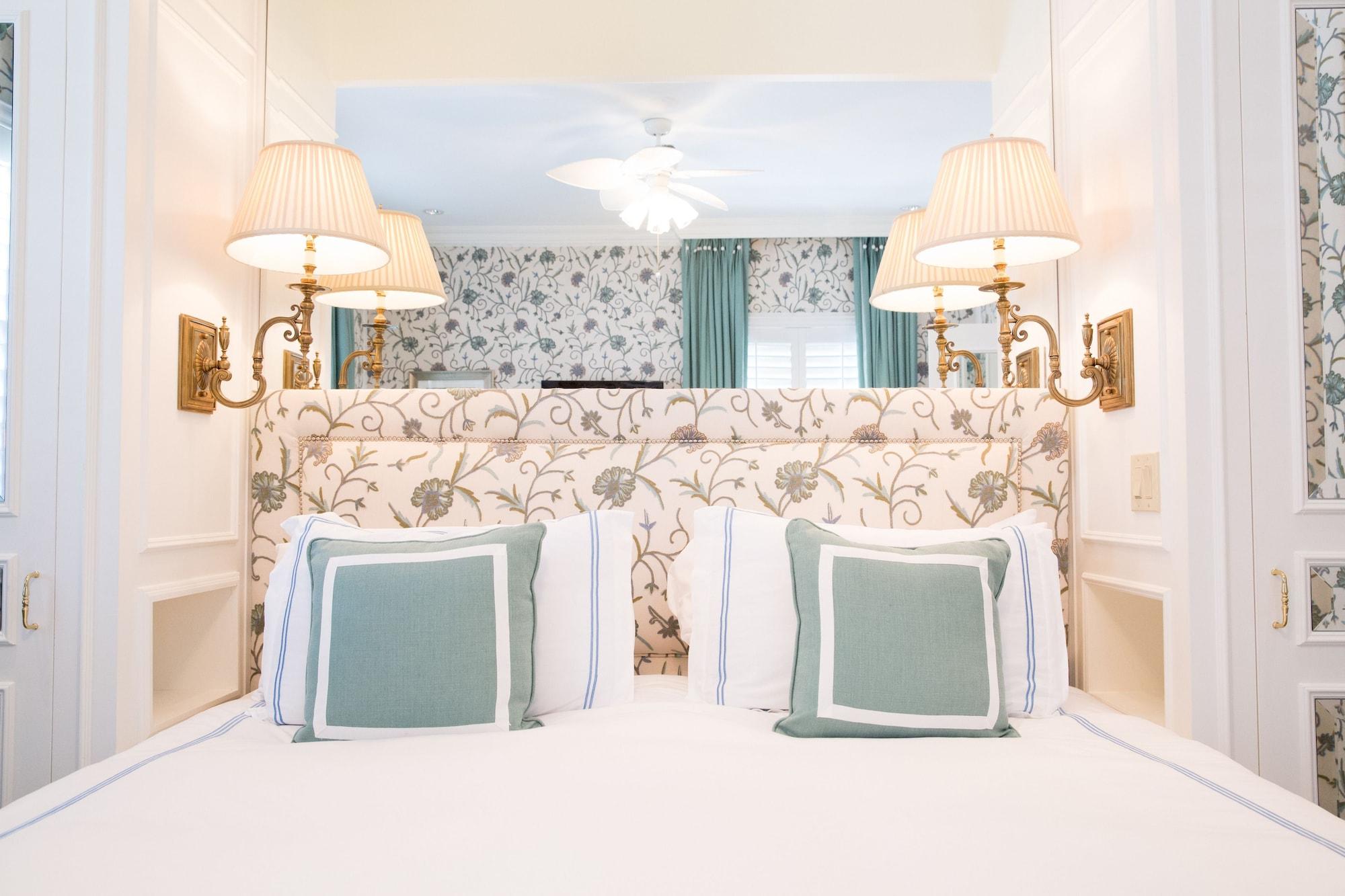 The Chesterfield Palm Palm Beach