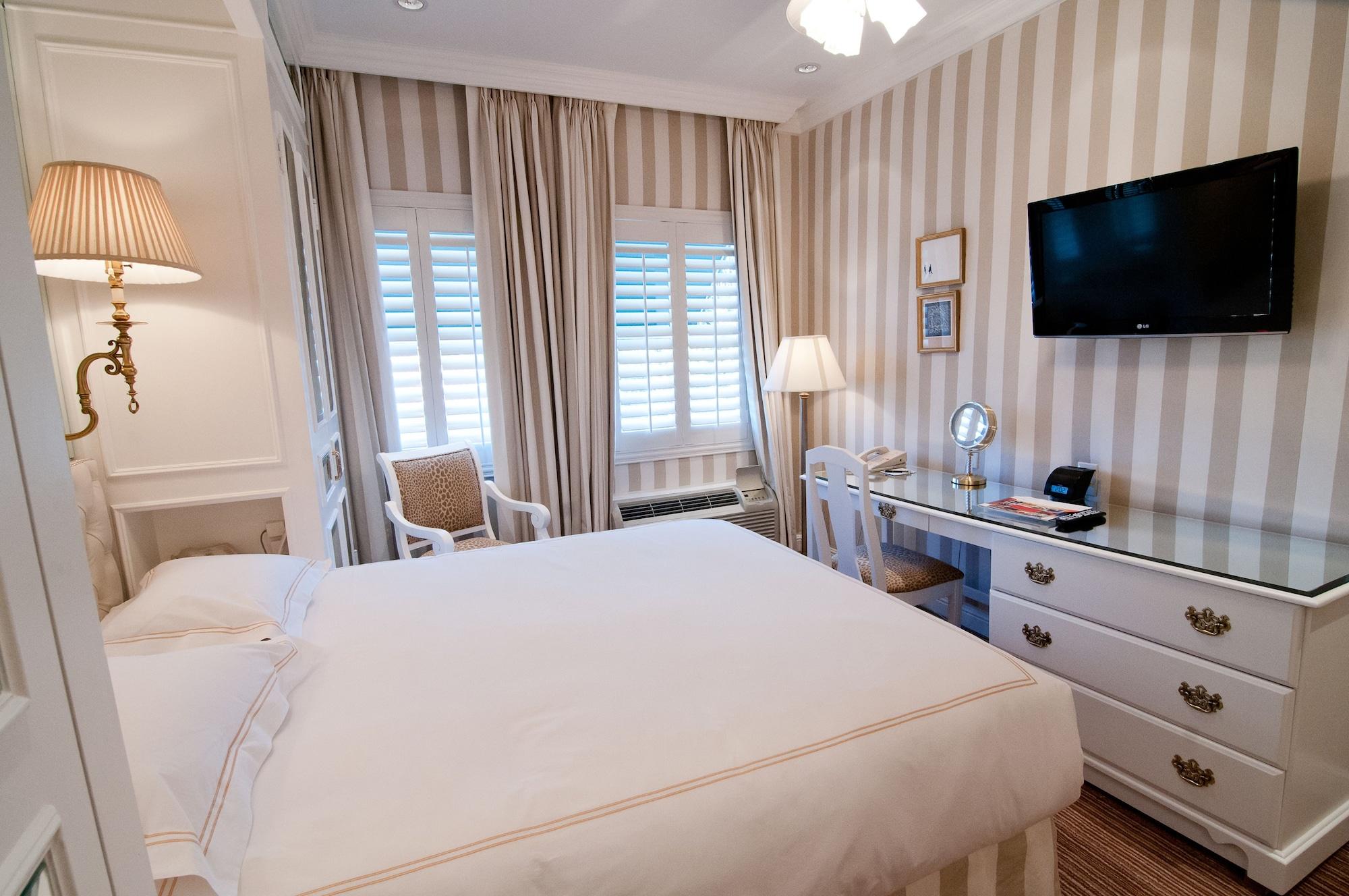 The Chesterfield Palm Palm Beach