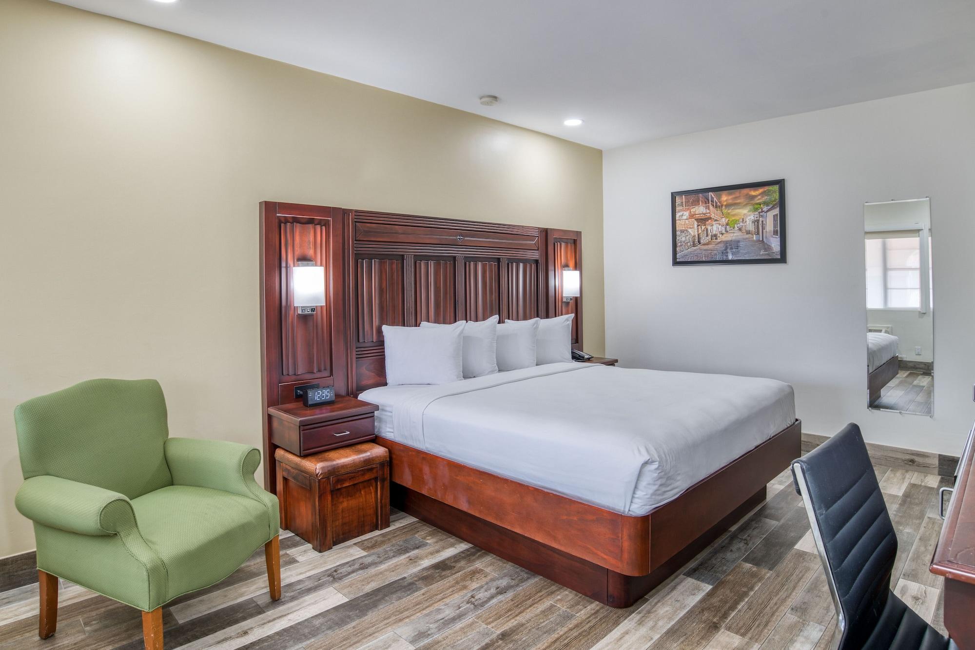 Hotel 1565 - 3*