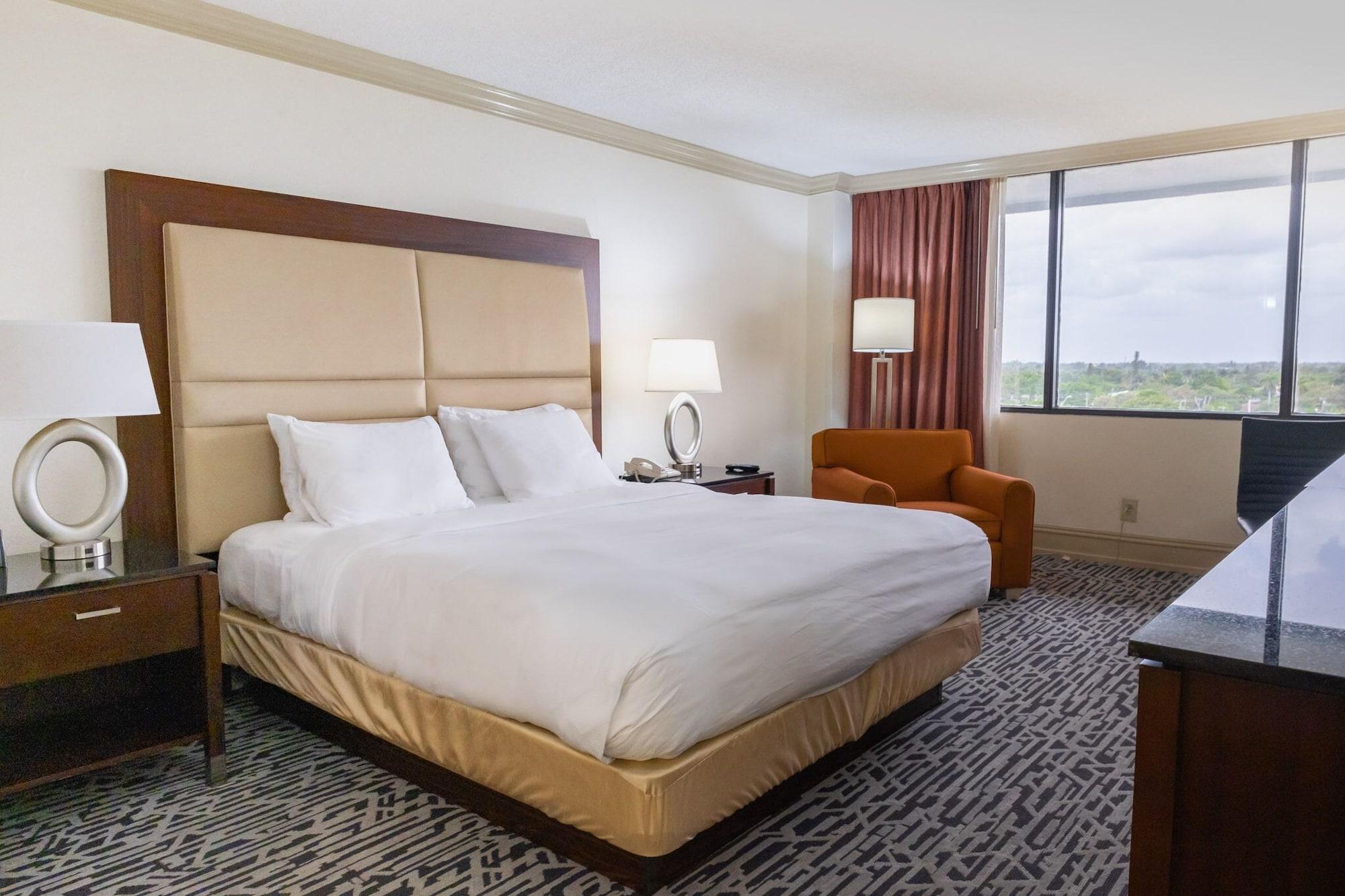 Hotel Hilton Palm Pbi Cloud Lake