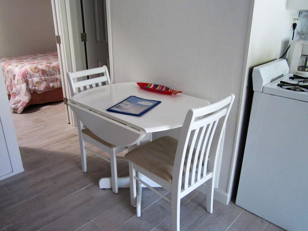 Tropical Winds Beachfront And 3* Sanibel
