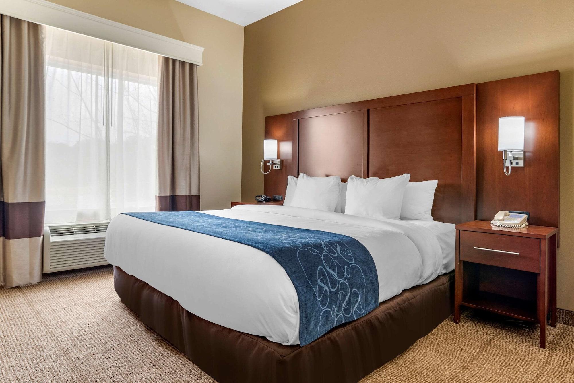 Comfort Near Eglin Air Force Base Hotel